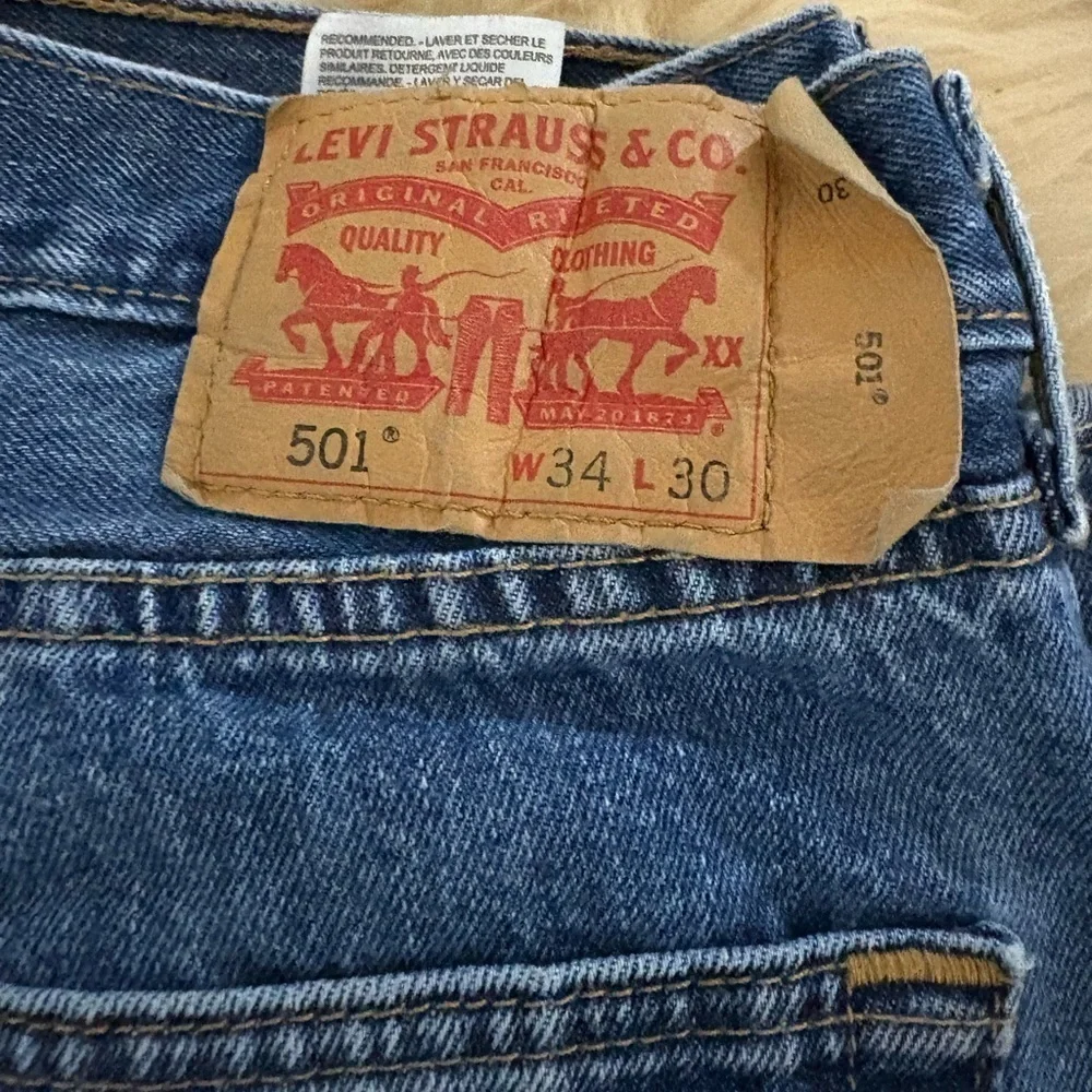 Levi's Men's Classic 501 Button Fly Straight Jeans